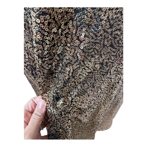 Lulus Gold Sequin Strapless Bodice Dress Size M NWOT - Picture 4 of 9